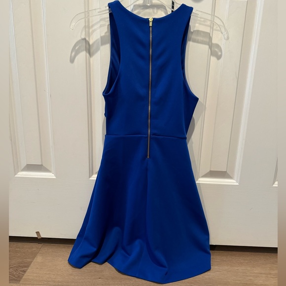 Express Blue Dress With Side Cut Outs - Size 0 - Picture 7 of 7